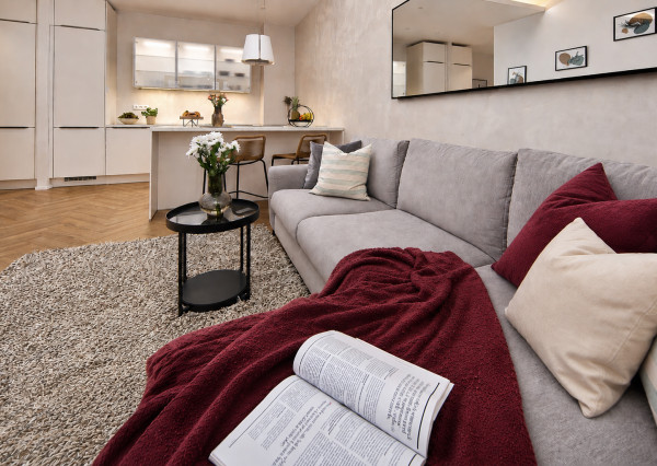 Neibrs | Elegantný 2 izb. byt v centre mesta vedľa prezidentskej záhrady, klimatizácia, loggia