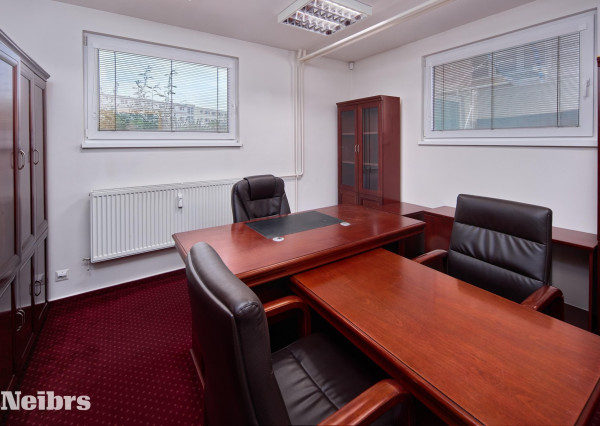 Neibrs | Záhradnícka ul. | Prenájom 6 kancelárií so zasadačkou, 122 m2
