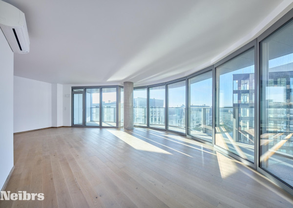 Neibrs | 3 izb. Apartmán s výhľadom na Bratislavský hrad a Downtown, 2x Parking + Pivnica